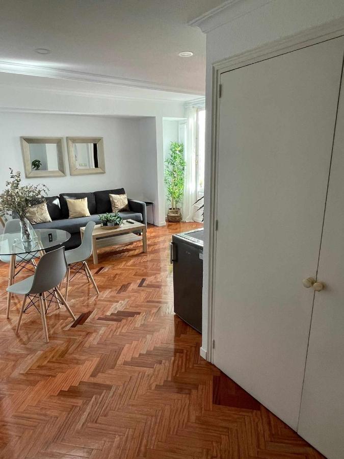 Apartamento Con Terraza Y Vistas Alcalaretiro Madri Exterior foto