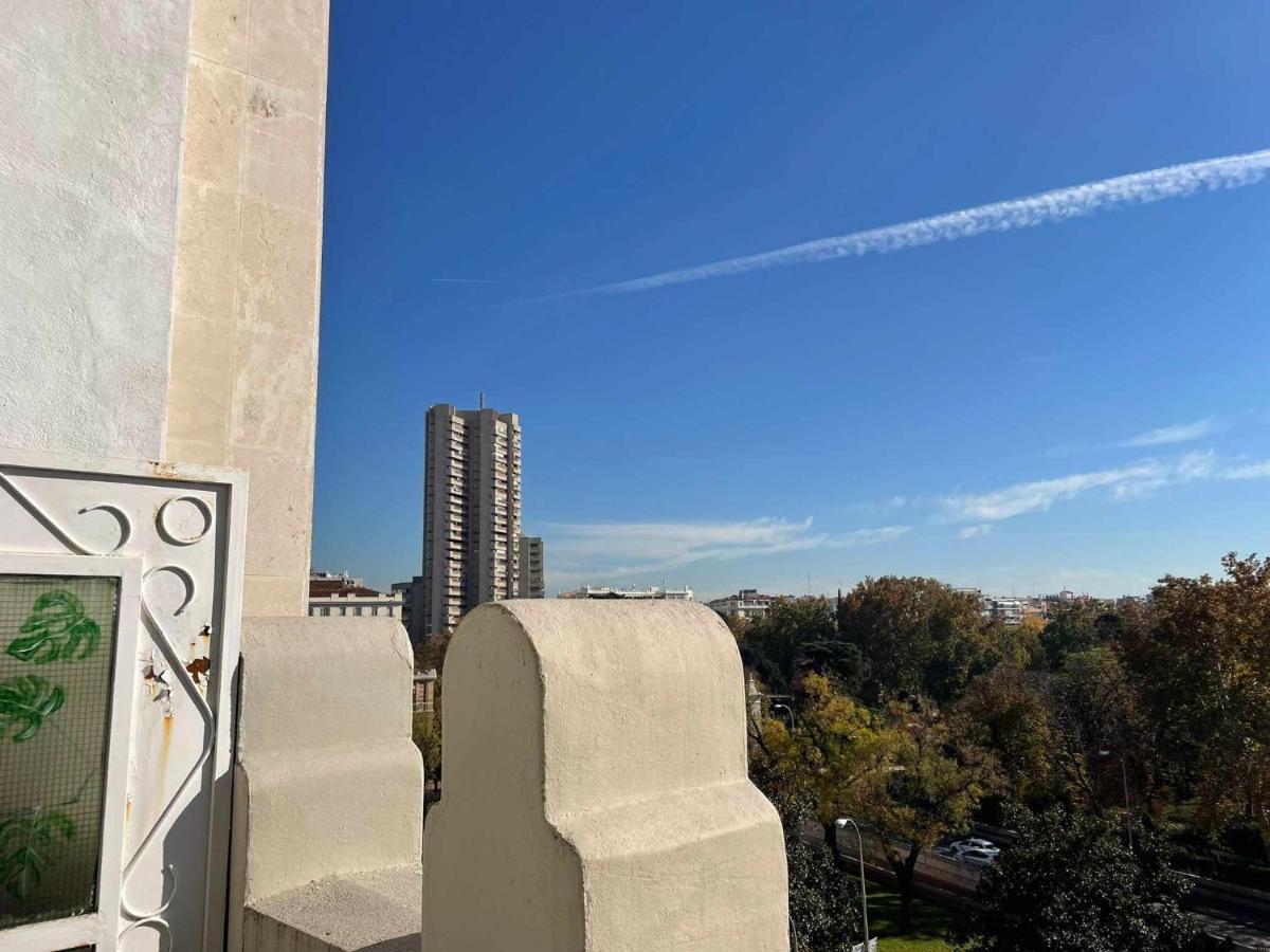 Apartamento Con Terraza Y Vistas Alcalaretiro Madri Exterior foto