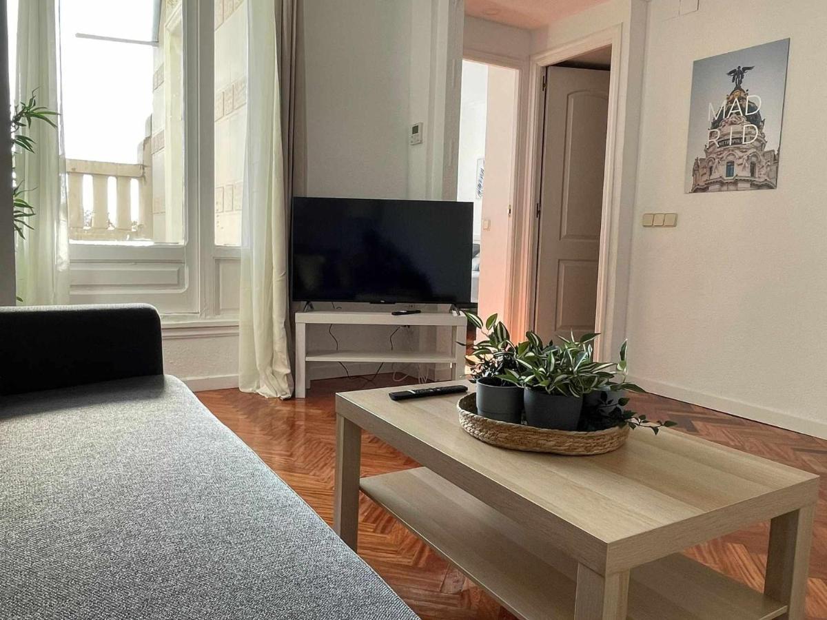 Apartamento Con Terraza Y Vistas Alcalaretiro Madri Exterior foto